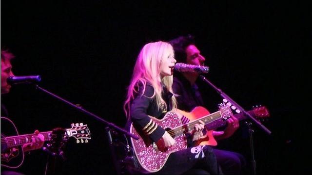 Uncasville, CT - April 12
Credit: freaktheclown on bandaids.com
------>