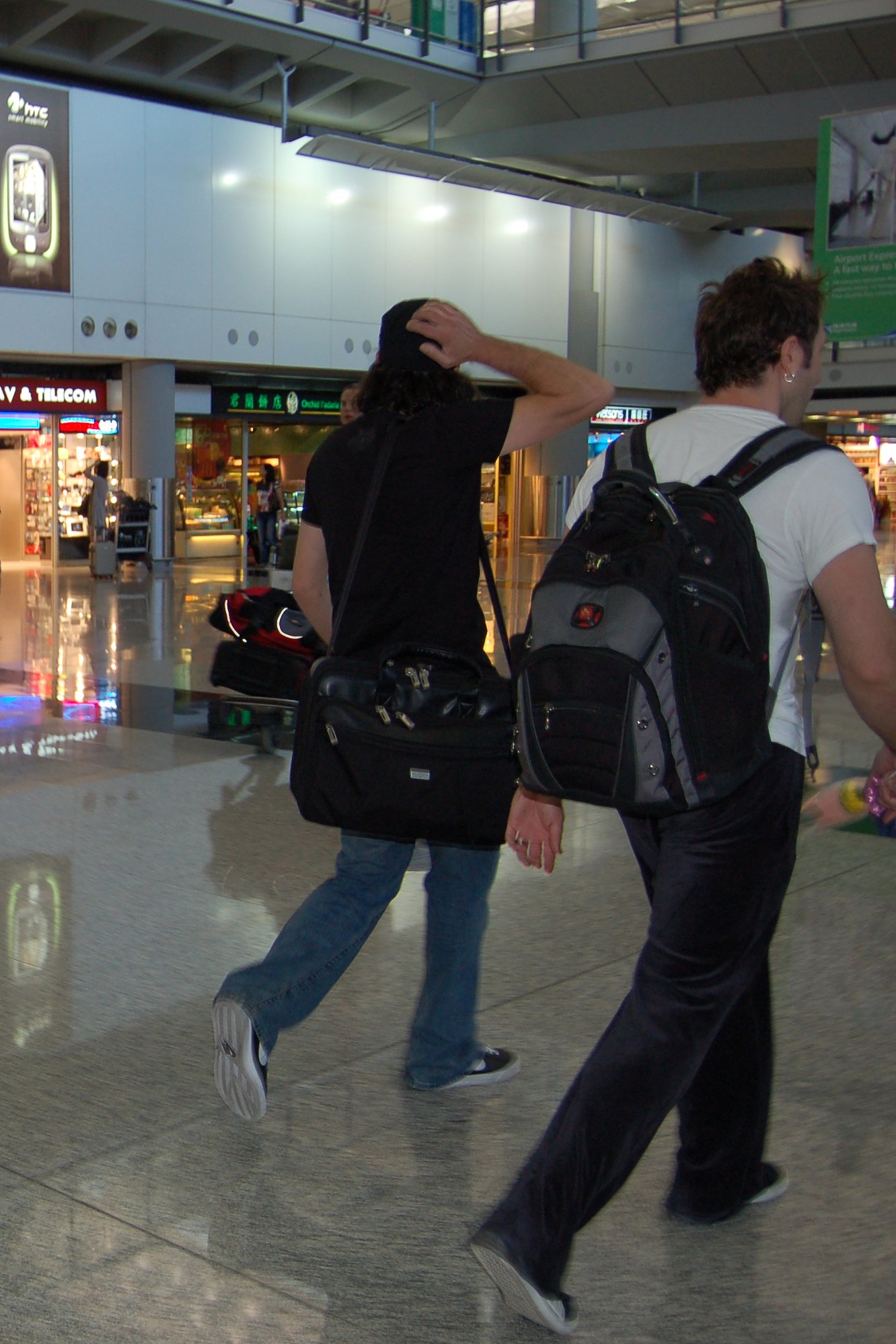 Hong Kong Airport, 2007